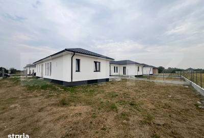 Casă cu 4 camere cu Teren 460 Mp în Central