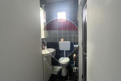 Casă cu 3 camere în Tăbăcari