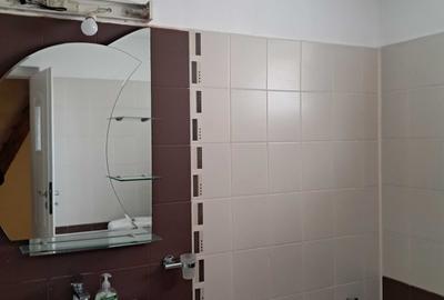 Casă cu 3 camere cu Teren 337 Mp în Central
