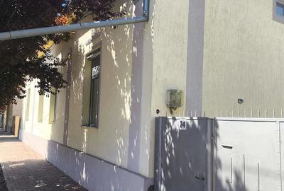 Casă cu 6 camere cu Teren 1892 Mp în Central - 19
