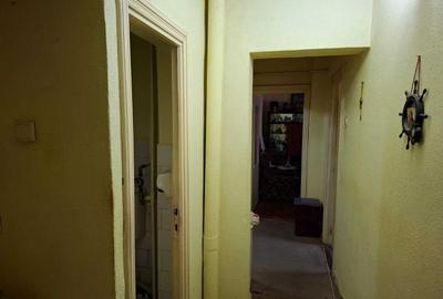 Apartament cu 3 camere decomandat în Ultracentral