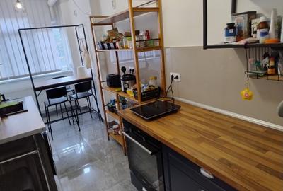 Apartament cu 2 camere decomandat, mobilat în Horea