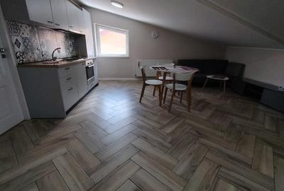 Apartament cu 3 camere semidecomandat în Florești - 4