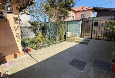 Casă cu 5 camere cu Teren 754 Mp în Viilor