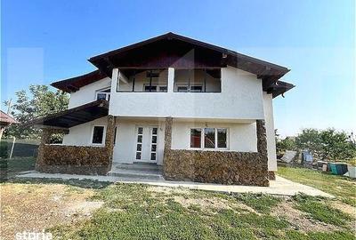 Casă cu 7 camere cu Teren 1200 Mp în Mihai Eminescu