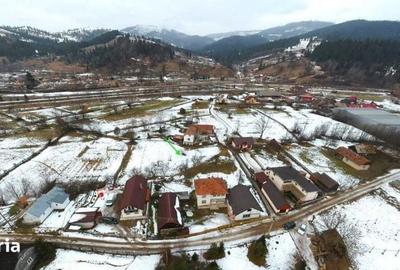 Teren de 1200 mp, în Central - 3