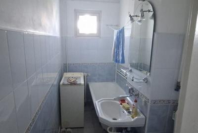 Apartament cu 2 camere nedecomandat în Malu Roșu
