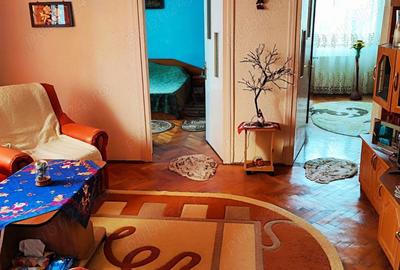 Apartament cu 3 camere semidecomandat în Turda - 1