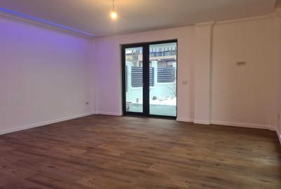 Casă cu 4 camere în Central - 3