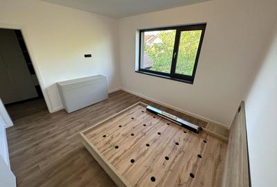 Duplex cu 4 camere cu Canalizare în Aradului - 12