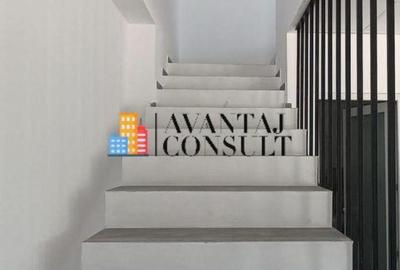 Spațiu comercial, de 598 mp, în Central - 7
