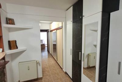 Apartament cu 3 camere decomandat în Central - 4