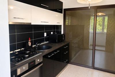 Apartament cu 3 camere decomandat în Exterior Vest - 3