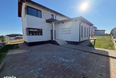 Casă cu 4 camere cu Teren 610 Mp în Apahida