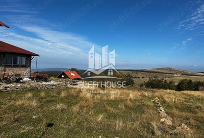 Teren de 1500 mp, în Central - 4