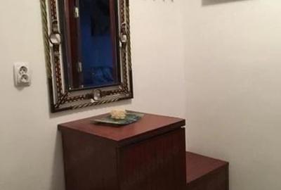 Garsonieră semidecomandată în Far