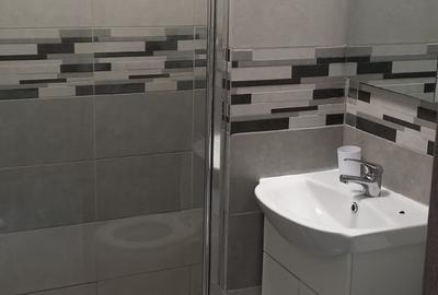 Casă individuală cu 12 camere cu Teren 321 Mp în P-ța Unirii - 16