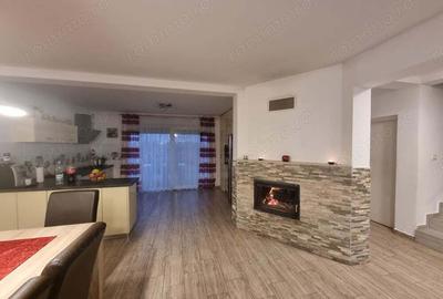 Casă cu 5 camere cu Canalizare în Ghiroda
