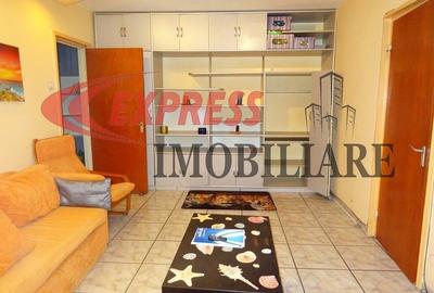 Apartament cu 2 camere semidecomandat în 1 Decembrie 1918 - 2