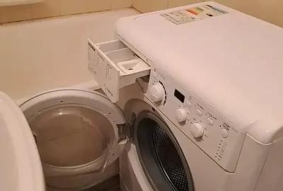 Garsonieră decomandată în Muncii