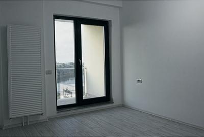 Penthouse cu 4 camere decomandat în Mamaia-Sat - 2