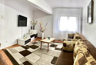 Apartament cu 2 camere decomandat, mobilat în Cugir