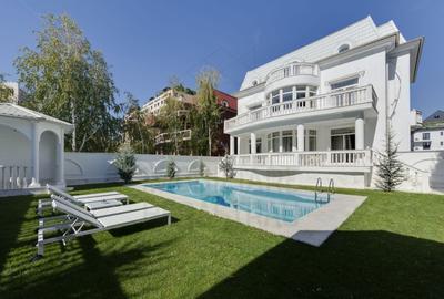 Casă individuală cu 14 camere cu Canalizare în Herăstrău - 1