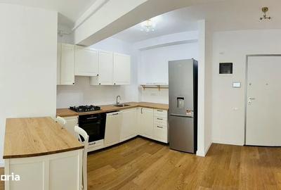 Apartament cu 2 camere decomandat în Muncii