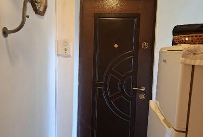 Apartament cu 2 camere nedecomandat în Dacia