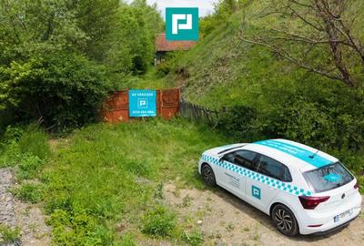Casă cu Teren 24494 Mp în Lupești - 1