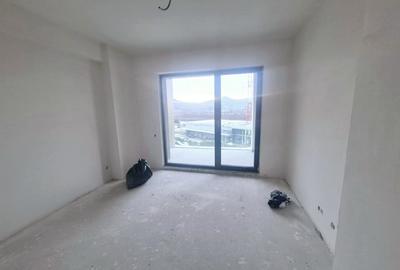 Apartament cu 3 camere semidecomandat în Florești - 7