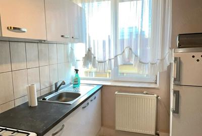 Apartament cu 2 camere semidecomandat în Circumvalațiunii - 1