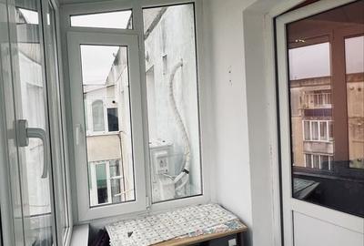 Apartament cu 2 camere nedecomandat în Central