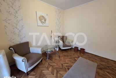 Apartament cu 4 camere decomandat în Central