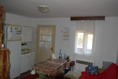 Casă individuală cu 3 camere cu Canalizare în Gratia - 5