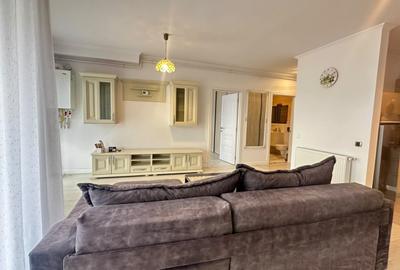 Apartament cu 2 camere semidecomandat, mobilat în Semicentral