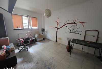 Apartament cu 2 camere decomandat în Ozana