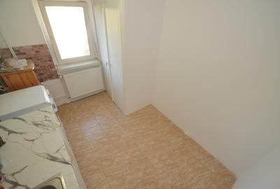 Apartament cu 2 camere semidecomandat în Dâmbovița - 11