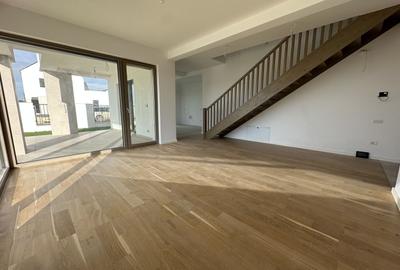 Duplex cu 5 camere cu Canalizare în Exterior Nord - 1
