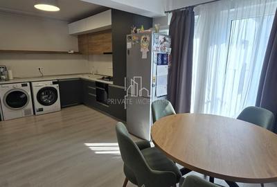 Apartament cu 3 camere în 22 Decembrie 1989