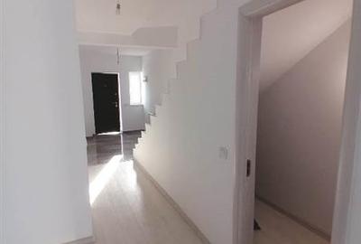 Duplex cu 4 camere cu Canalizare în Alexandriei - 7
