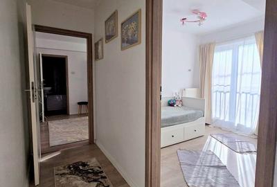 Apartament cu 3 camere decomandat în Dobroești