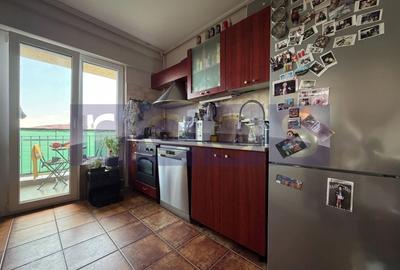 Apartament cu 2 camere decomandat în Central - 9