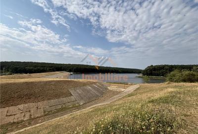 Teren de 4350 mp, în Șauaieu