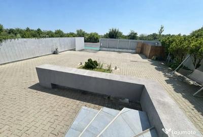 Spațiu comercial, de 300 mp, în Calea Dumbrăvii