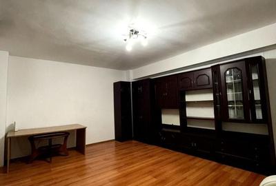 Apartament cu 2 camere decomandat în Zorilor
