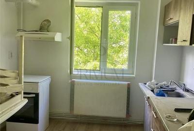 Apartament cu 2 camere semidecomandat în Circumvalațiunii