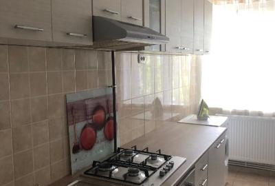 Apartament cu 4 camere semidecomandat, mobilat în Tomis Nord - 2