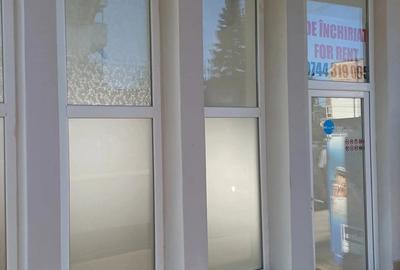 Spațiu comercial, de 21 mp, în Central