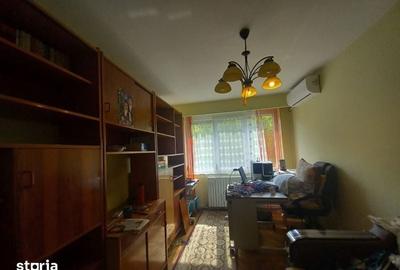 Apartament cu 3 camere decomandat în Republicii - 2